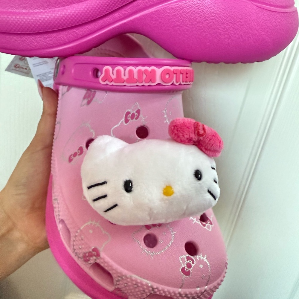 Hello Kitty Pink Kids Sandals with Plush Accent - Picture 3 of 5